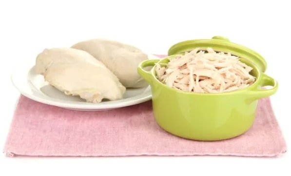 is boiled chicken good for cats